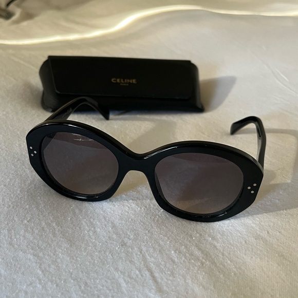 Celine CL40240 Round Sunglasses - Picture 3 of 5